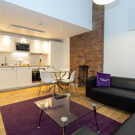 Pillo Rooms Serviced Apartments - Salford Манчестър Екстериор снимка