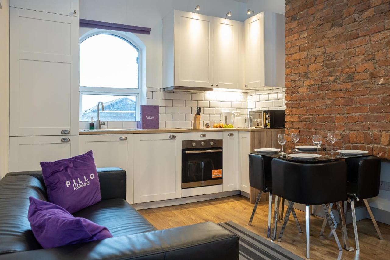 Pillo Rooms Serviced Apartments - Salford Манчестър Екстериор снимка
