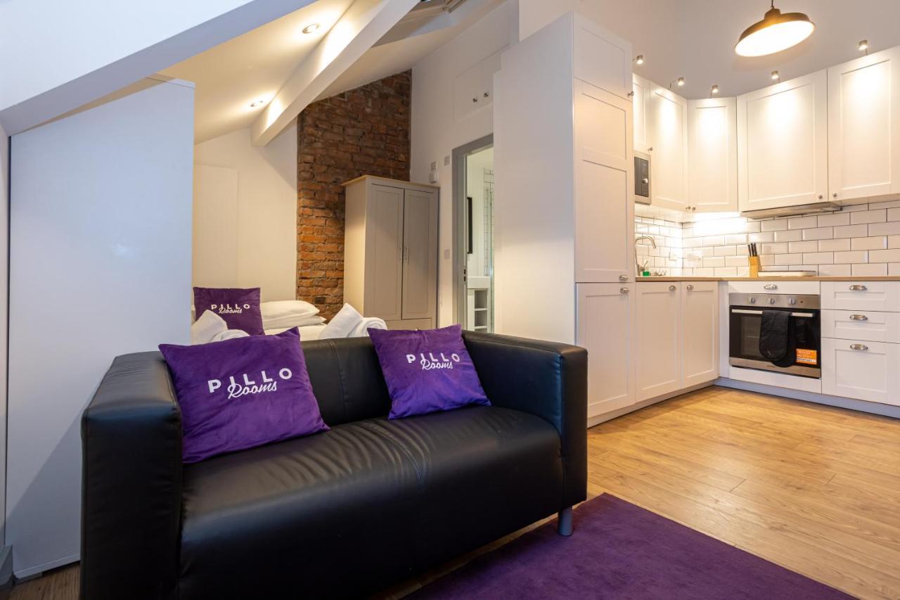 Pillo Rooms Serviced Apartments - Salford Манчестър Екстериор снимка