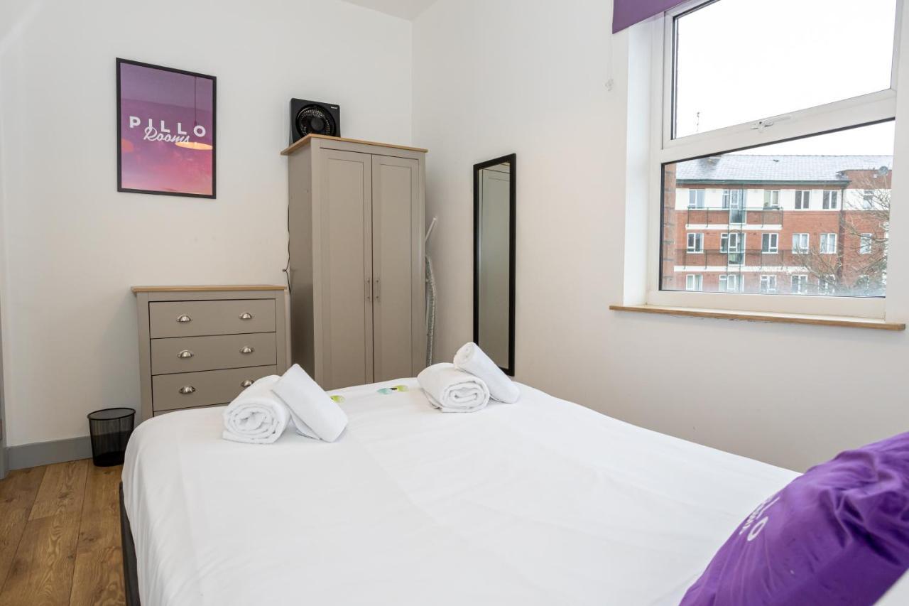 Pillo Rooms Serviced Apartments - Salford Манчестър Екстериор снимка