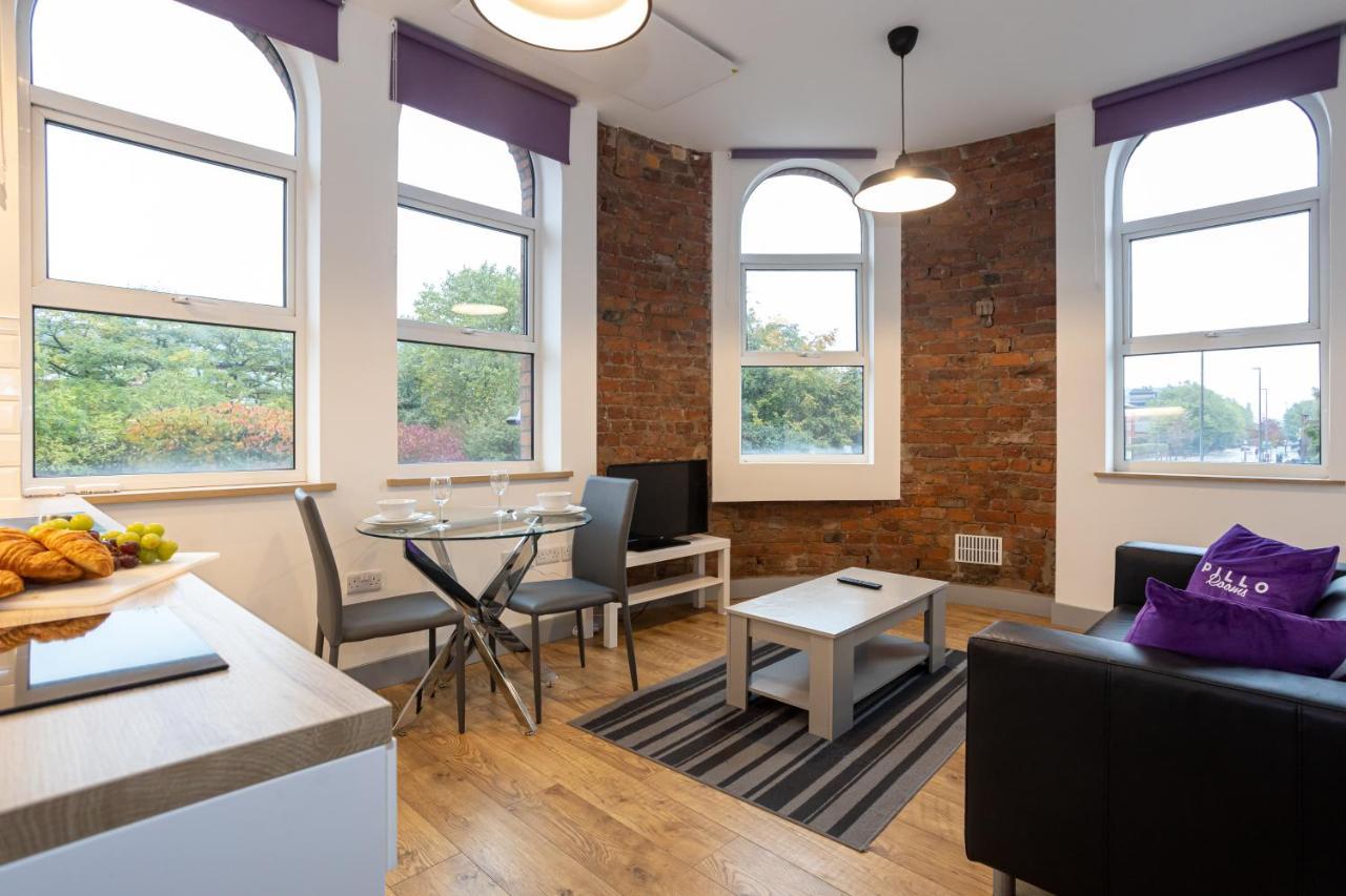 Pillo Rooms Serviced Apartments - Salford Манчестър Екстериор снимка