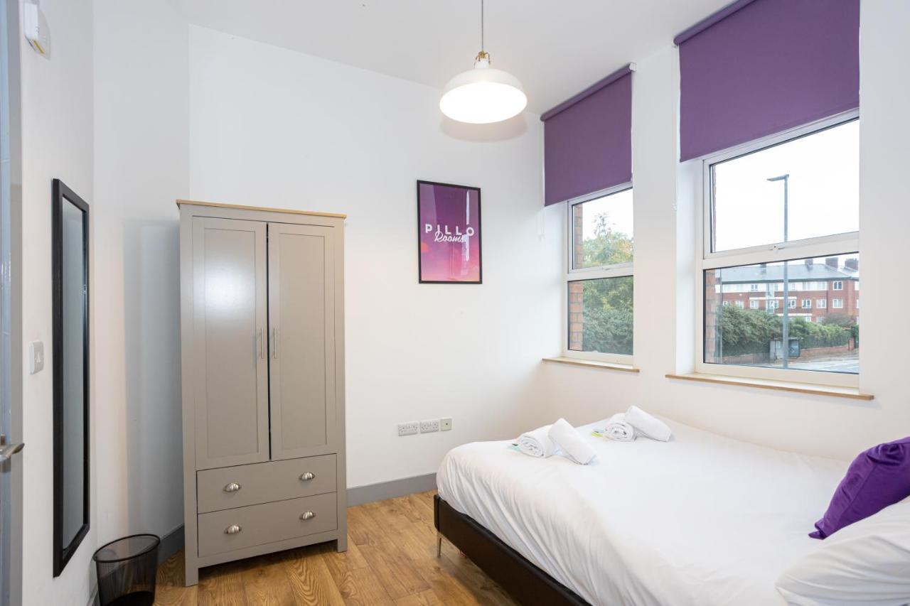 Pillo Rooms Serviced Apartments - Salford Манчестър Екстериор снимка