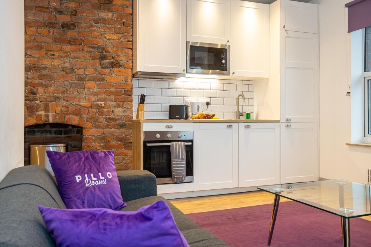 Pillo Rooms Serviced Apartments - Salford Манчестър Екстериор снимка